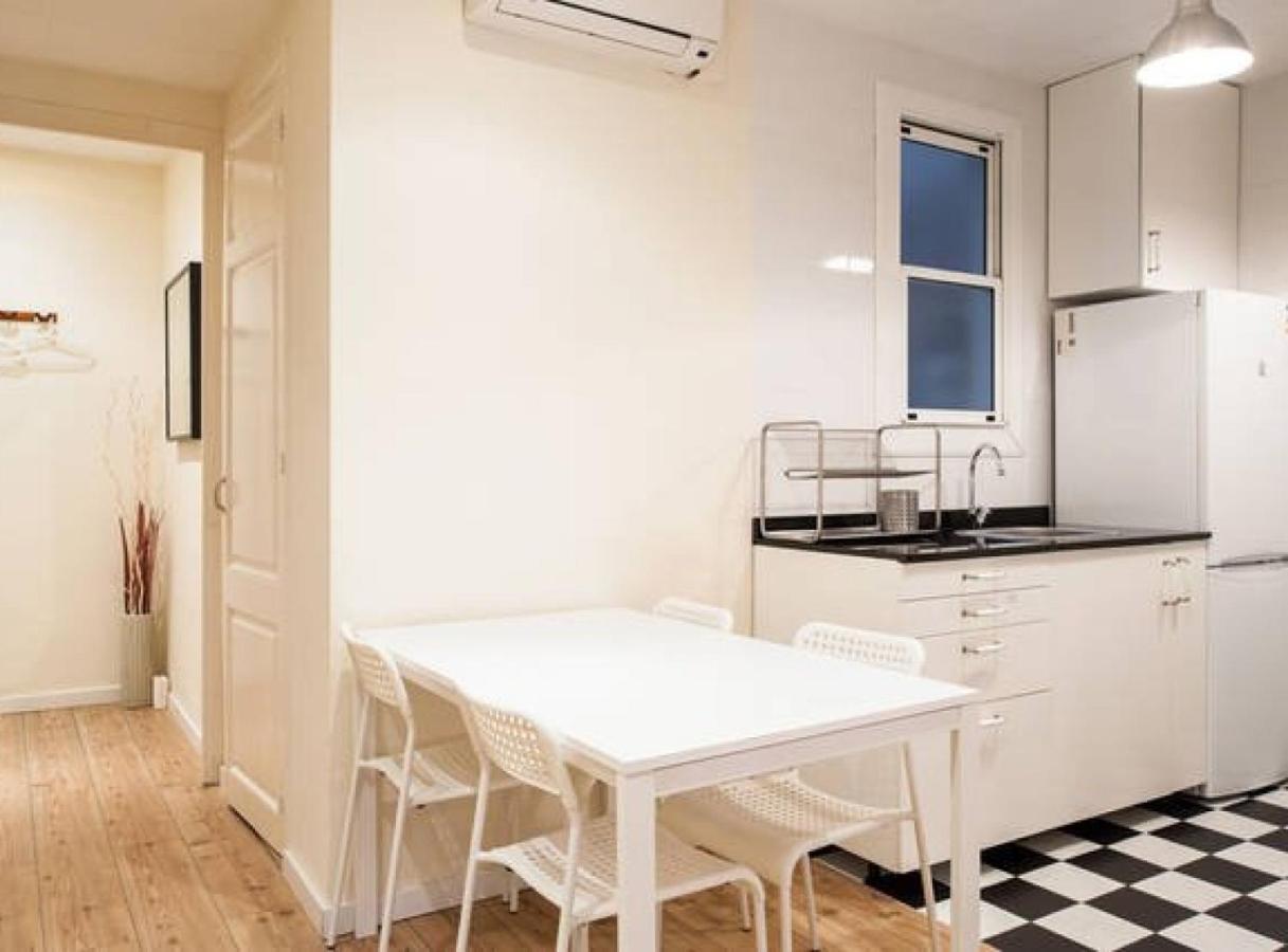 Piquer Apartment Barcelona Exterior photo